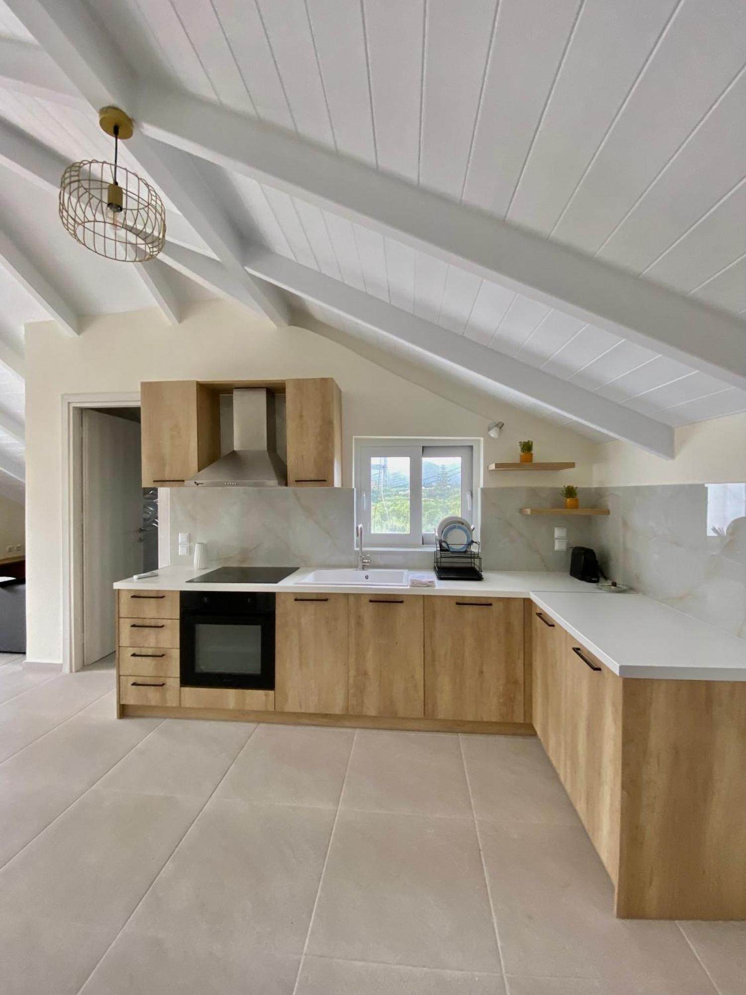 White Lotus Loft *