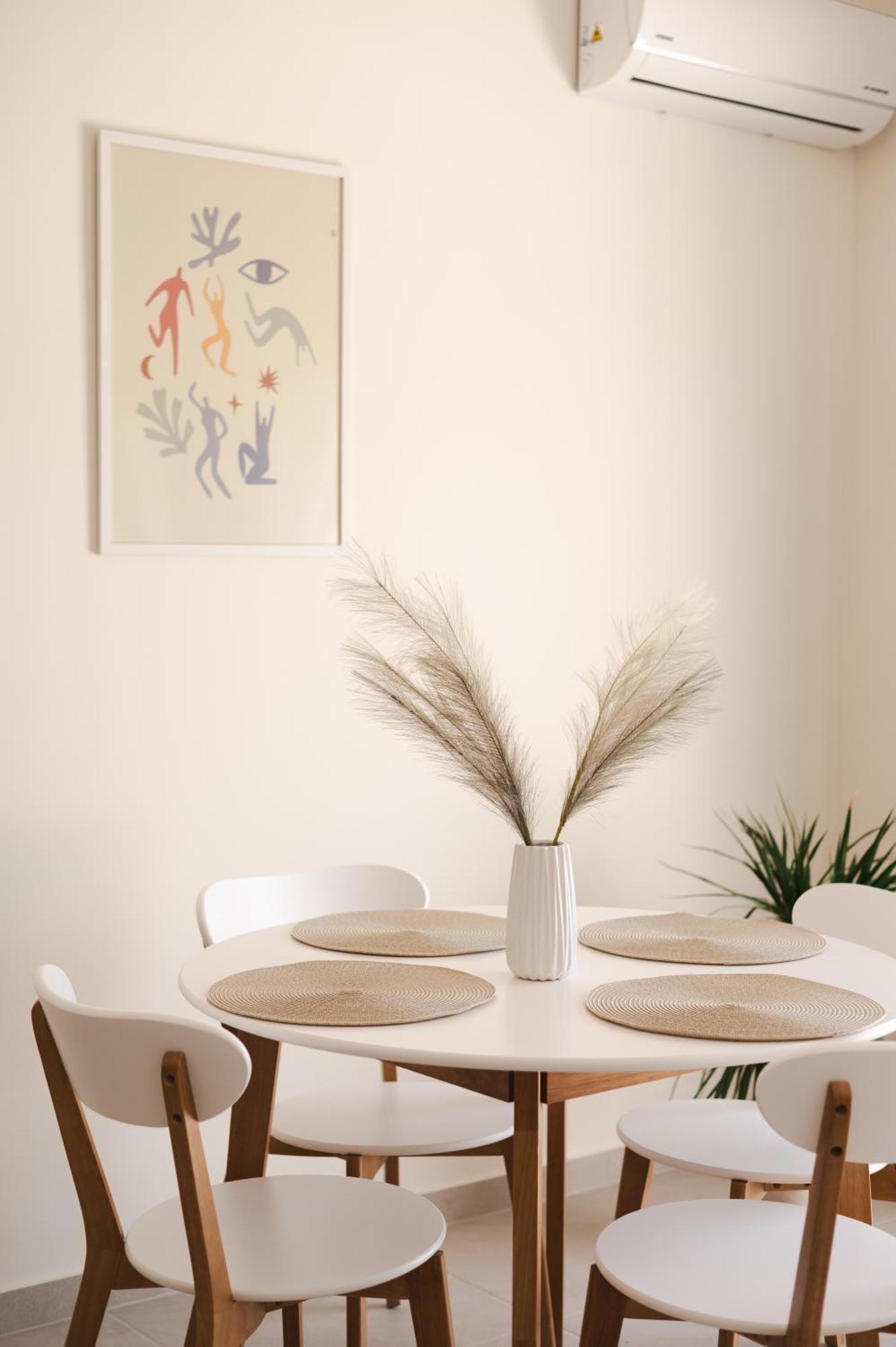 White Lotus Loft *